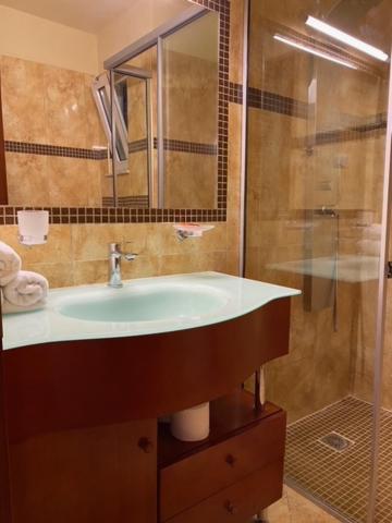 Aparthotel Dionyssos Village *