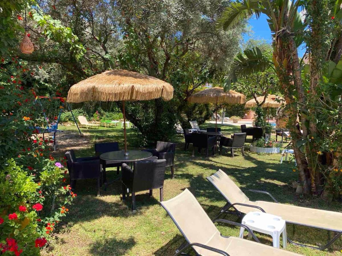 Hotel de apartamente Dionyssos Village