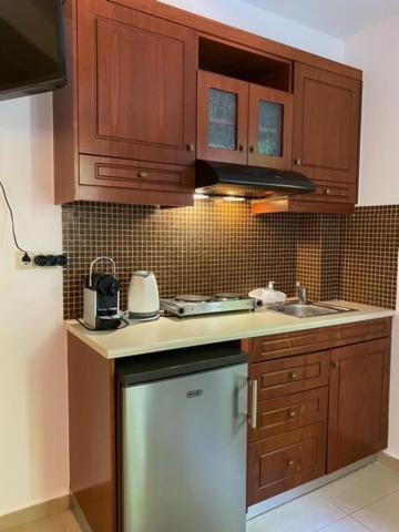 Dionyssos Village Hotel de apartamente
